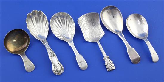 Four assorted George III silver caddy spoons and two later caddy spoons, 4in et infra.